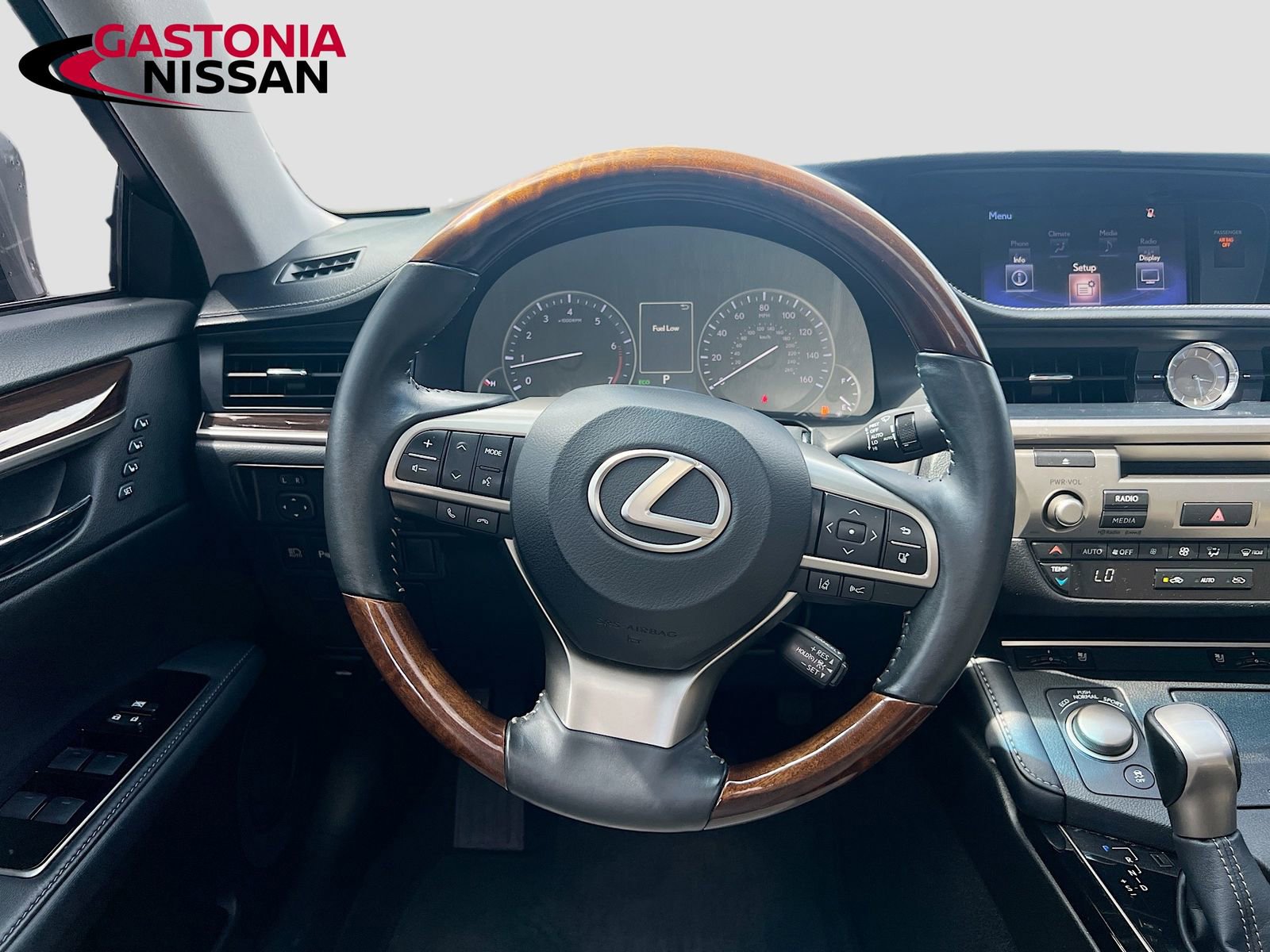 Used 2016 Lexus ES 350 w/ Premium Package w/Wood Trim FWD image 29
