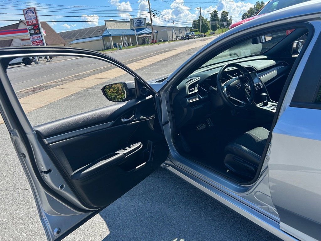 Used 2020 Honda Civic Sport image 15