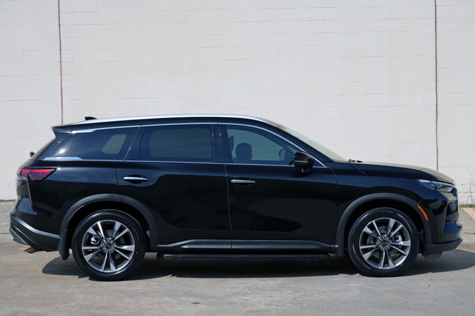 Used 2022 INFINITI QX60 Luxe w/ Performance Audio Package FWD image 55