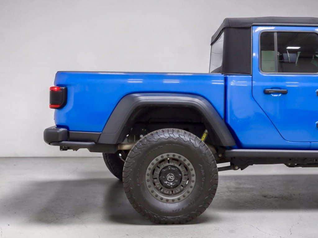 Used 2023 Jeep Gladiator Rubicon w/ LED Lighting Group AWD/4WD image 18