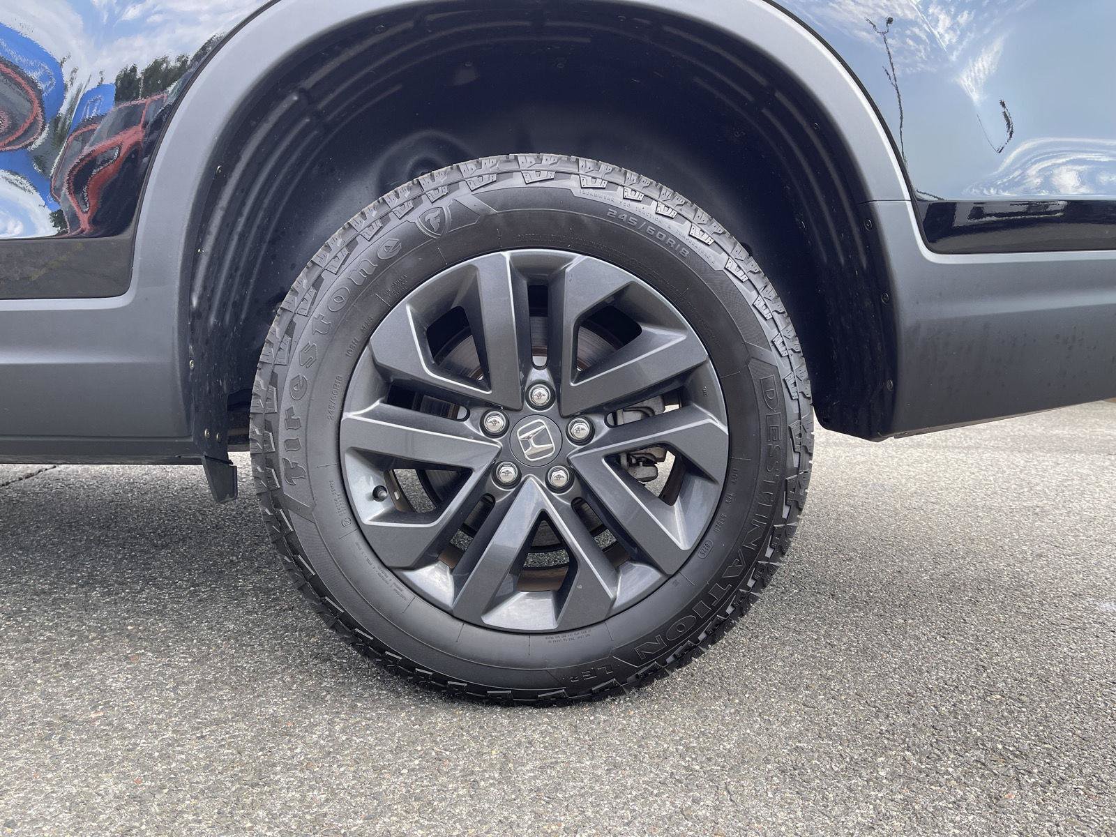 Used 2025 Honda Ridgeline Sport image 25