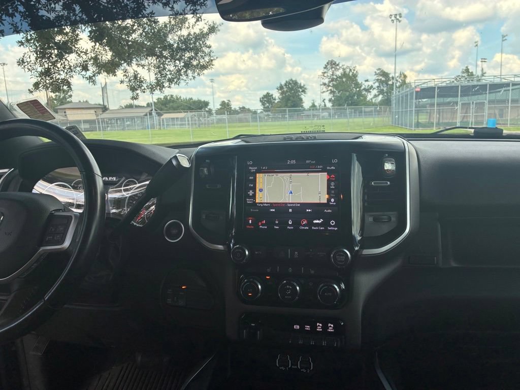 Used 2021 RAM 2500 Big Horn w/ Level 1 Equipment Group AWD/4WD image 16