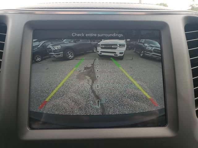 Used 2022 Jeep Cherokee Latitude Lux w/ Sun & Sound Group AWD/4WD image 25