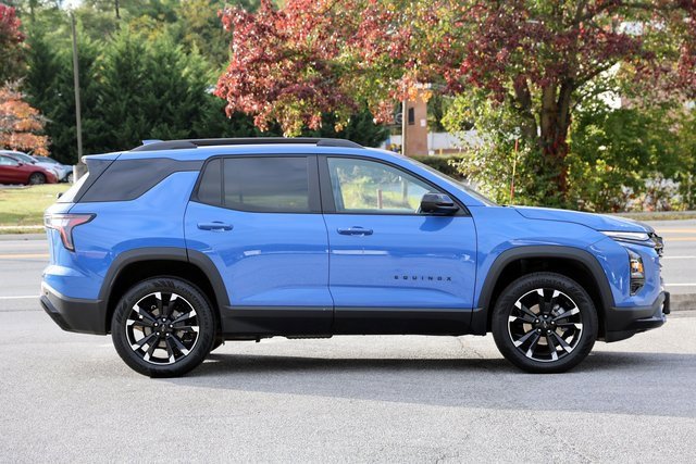 Used 2025 Chevrolet Equinox RS w/ Safety and Technology Package image 4