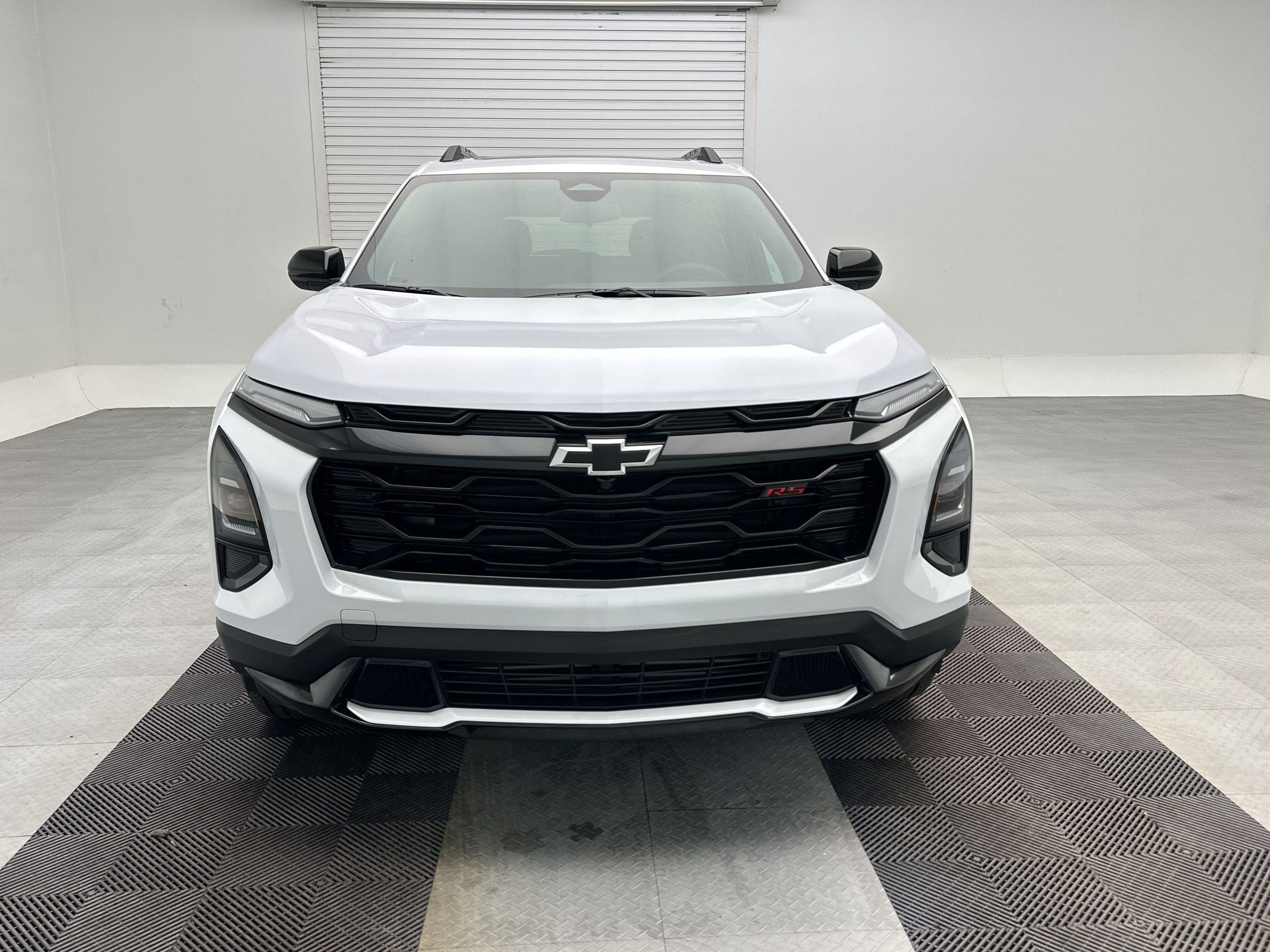New 2027 Chevrolet Equinox RS w/ LPO, Floor Liner Package AWD/4WD image 6