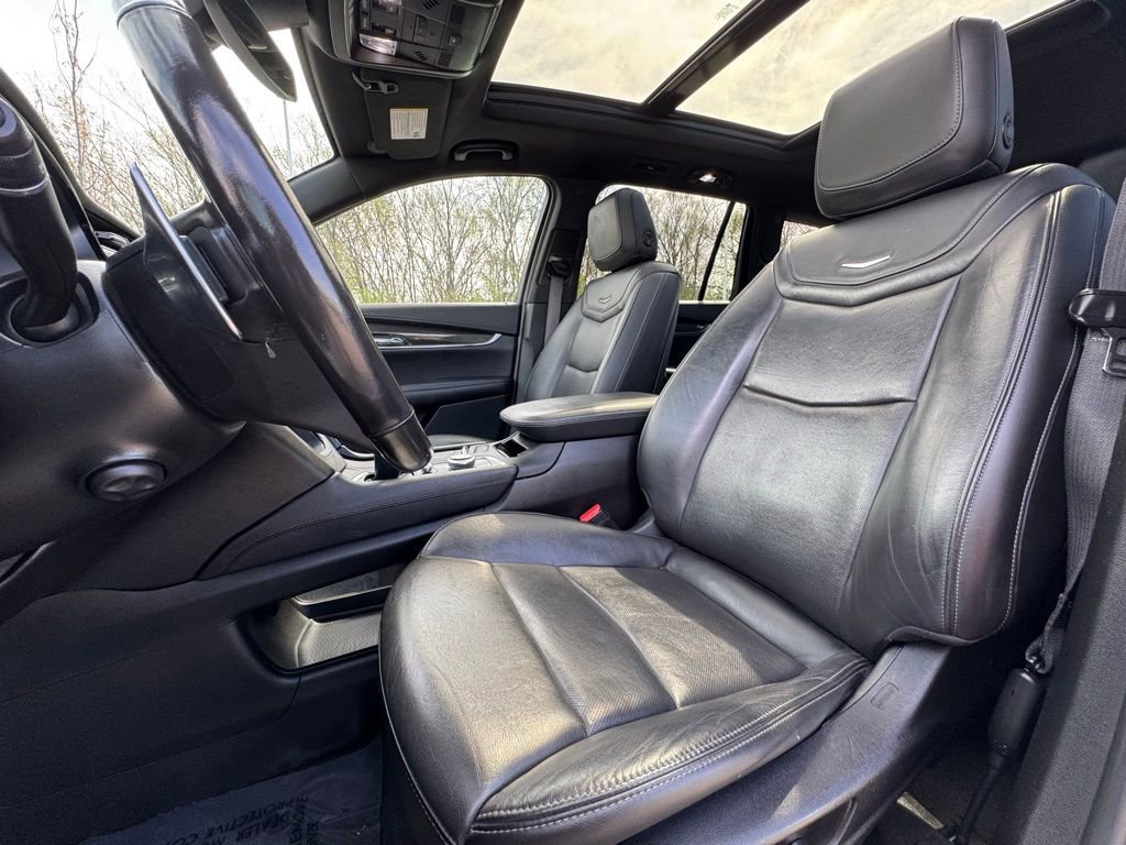 Used 2020 Cadillac XT6 Sport AWD/4WD image 17