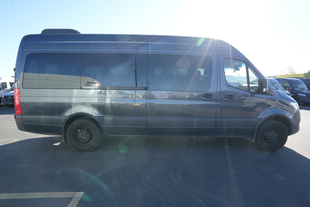 Used 2025 Mercedes-Benz Sprinter 2500 image 5