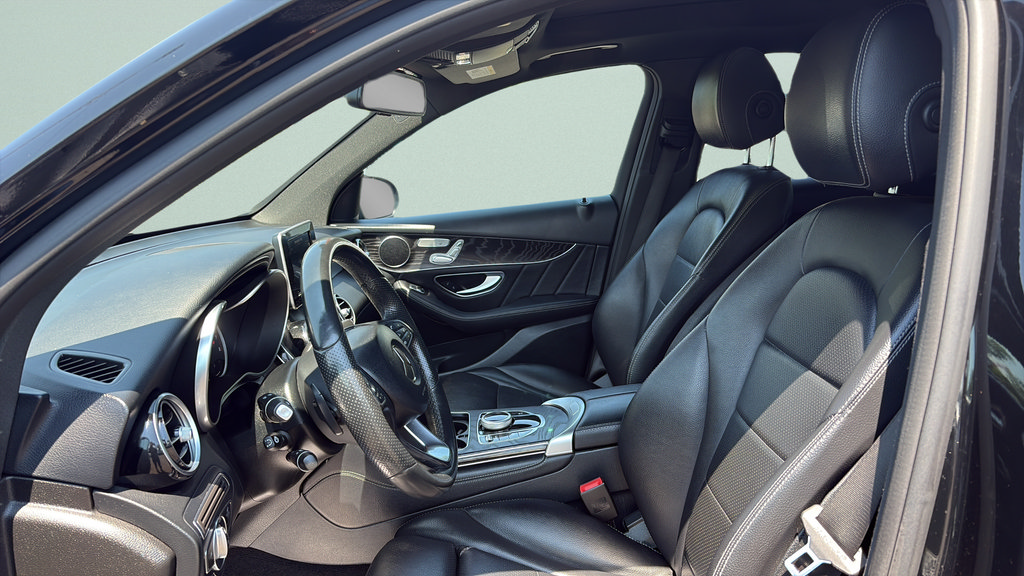Used 2018 Mercedes-Benz GLC 300 4MATIC image 11