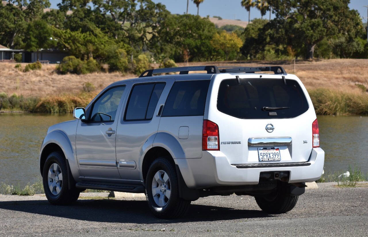 Used 2005 Nissan Pathfinder SE w/ (G01) SE Comfort Pkg image 8