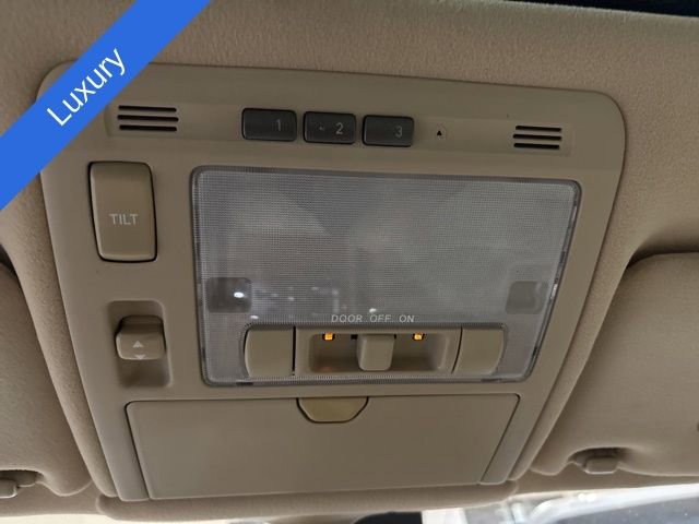 Used 2004 Lexus LS 430 RWD image 25