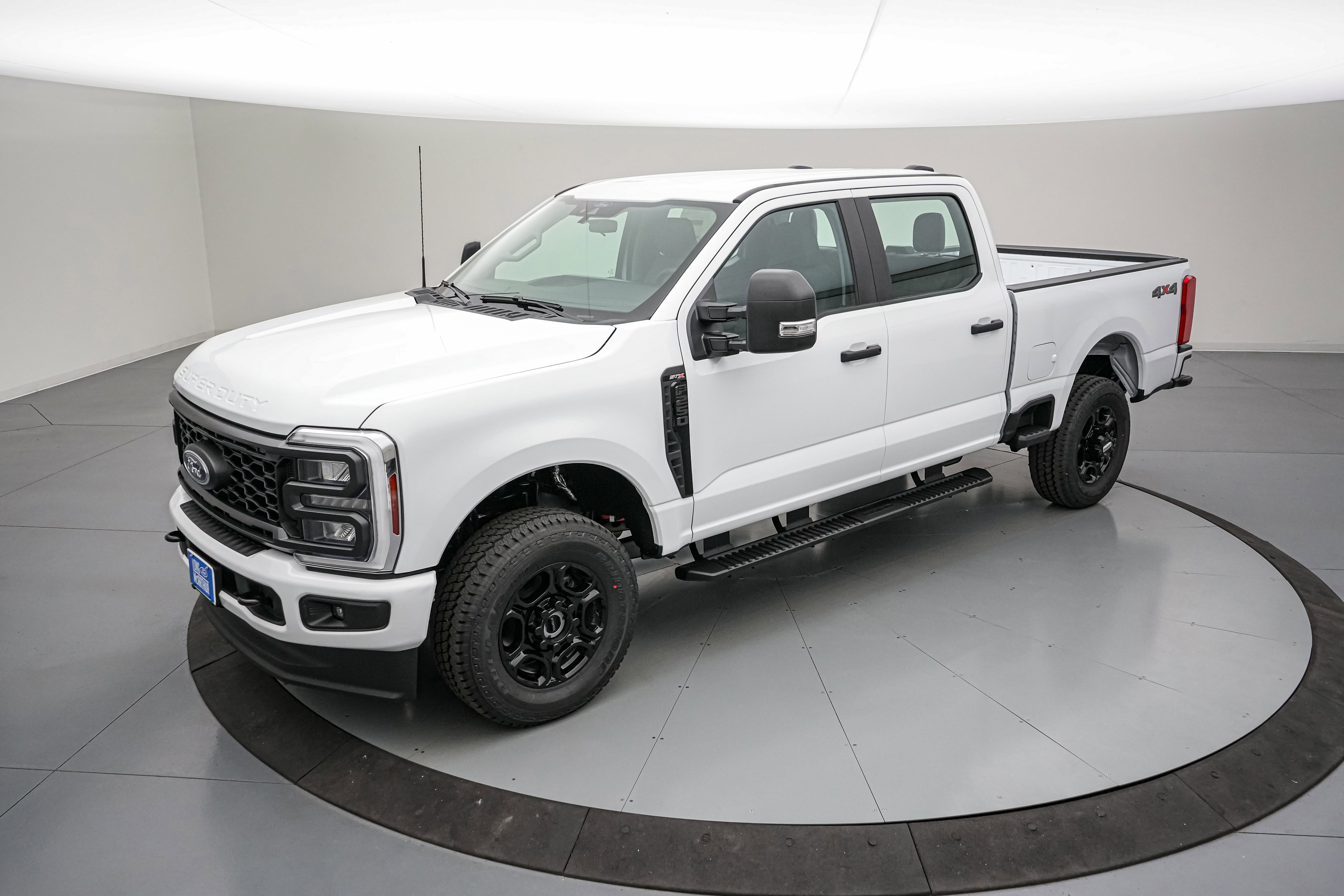 New 2026 Ford F250 XL AWD/4WD image 9