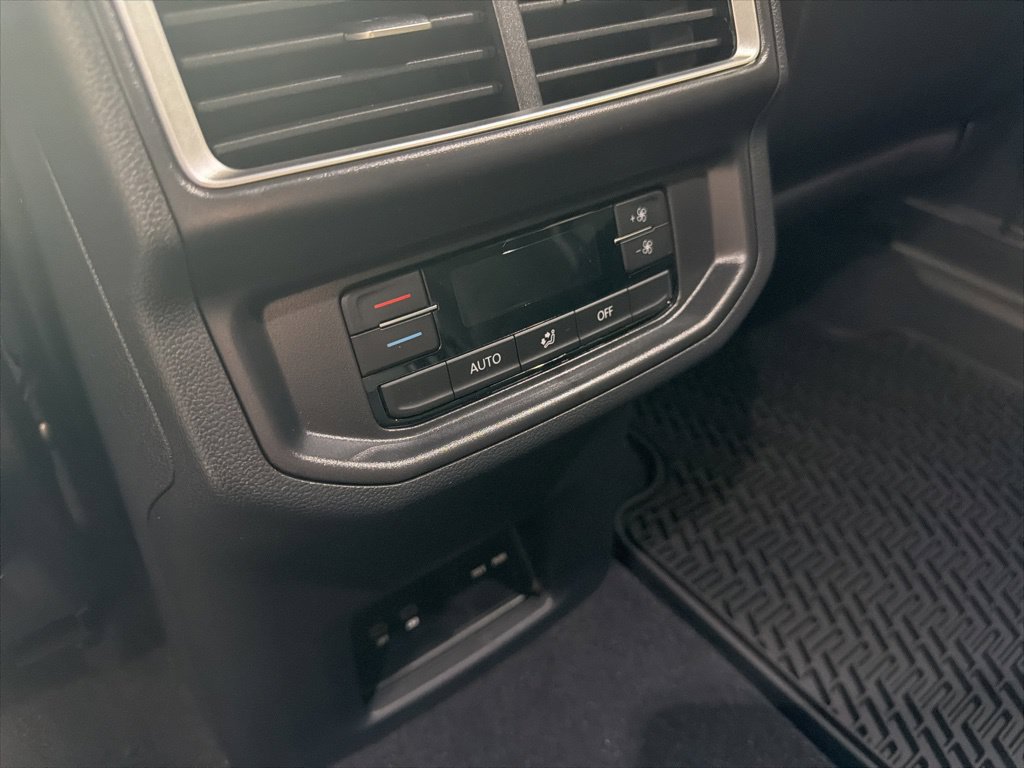 New 2026 Volkswagen Atlas Peak Edition AWD/4WD image 32