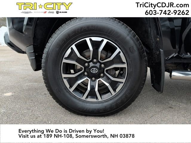 Used 2020 Toyota Tacoma TRD Sport w/ TRD Premium Sport Package image 35