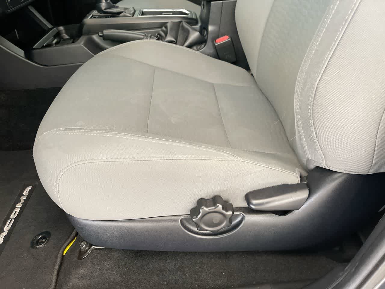 Certified 2019 Toyota Tacoma SR AWD/4WD image 12