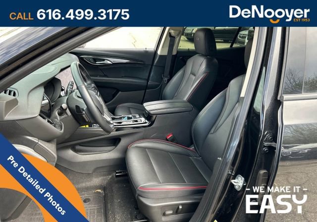 Used 2023 Buick Envision Essence w/ Sport Touring Package FWD image 7