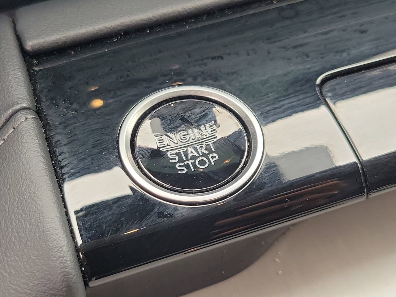 Used 2026 Lincoln Navigator Reserve AWD/4WD image 28