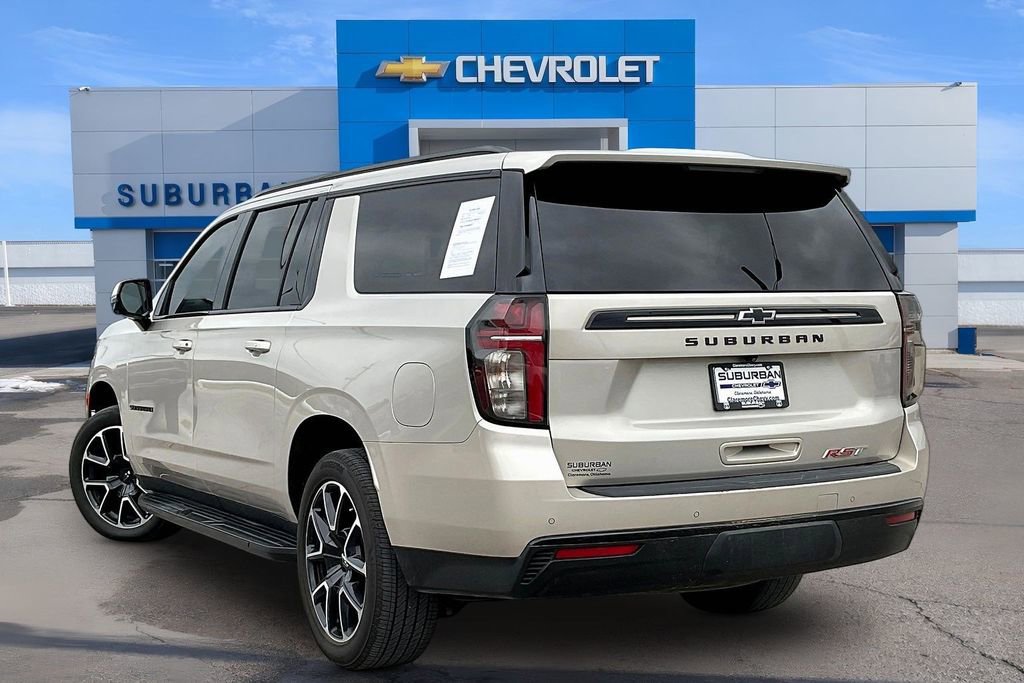 Used 2024 Chevrolet Suburban RST w/ Luxury Package AWD/4WD image 11