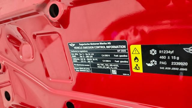 Used 2025 MINI Cooper 4-Door Hardtop image 60