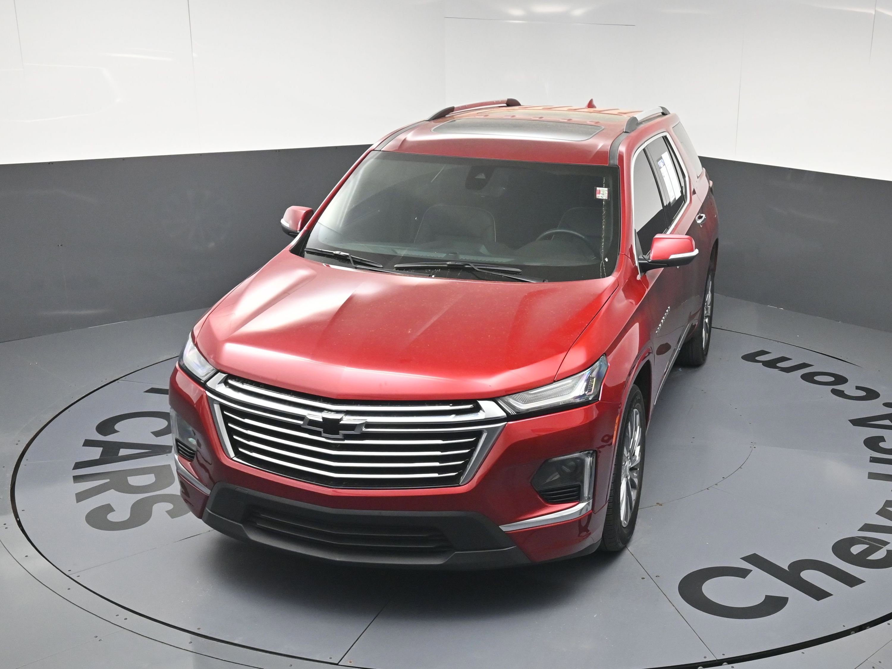 Used 2023 Chevrolet Traverse Premier w/ LPO, Floor Liner Package image 31