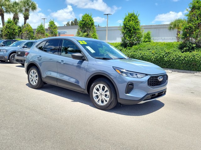 Used 2025 Ford Escape Active FWD image 34