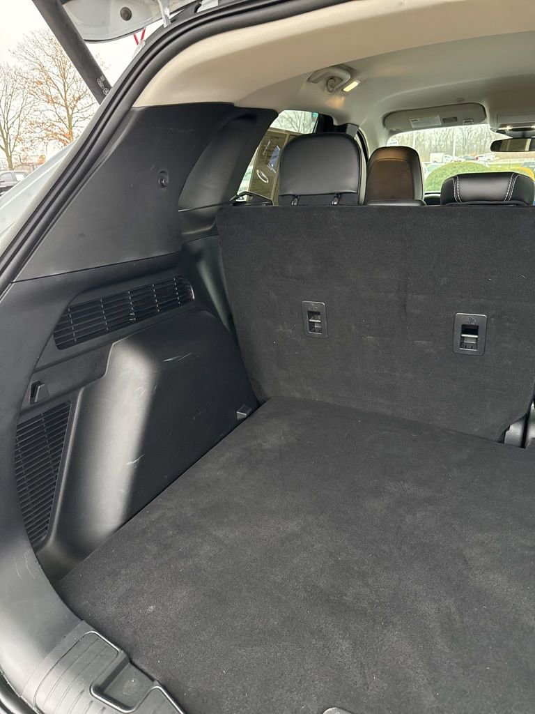 Used 2025 Ford Escape SE image 21