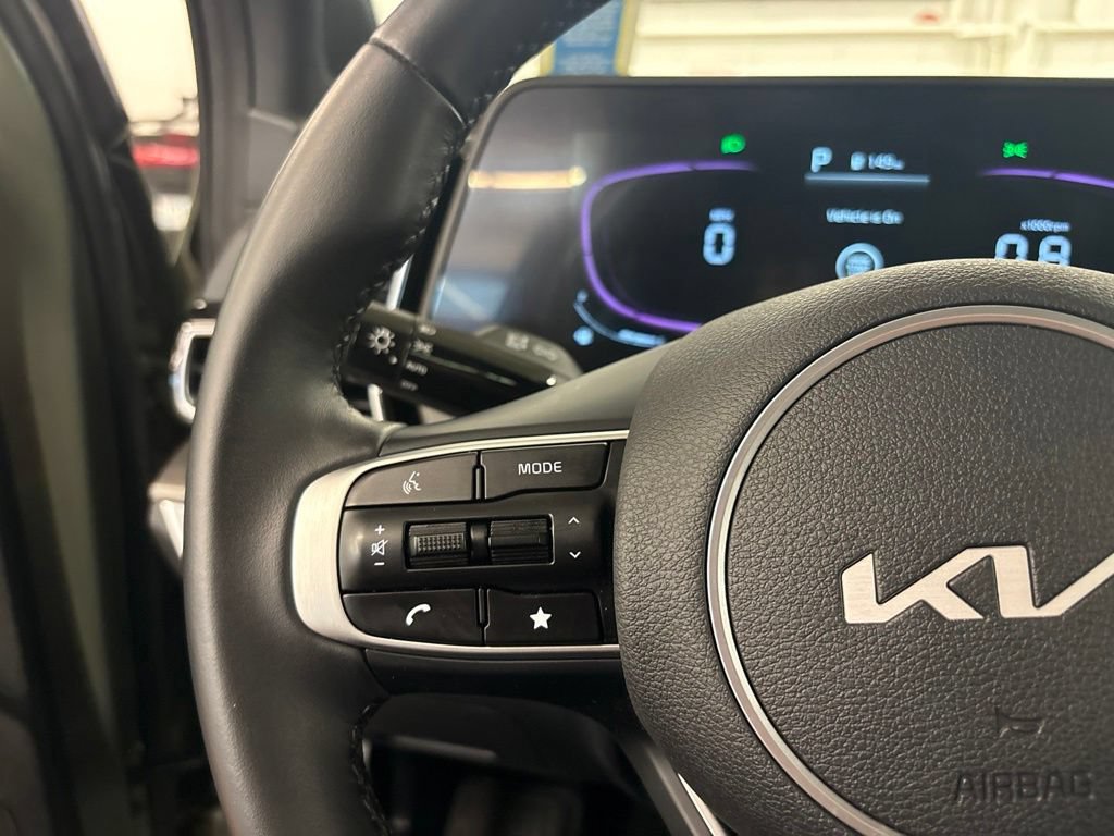 Certified 2025 Kia Sportage X-Line w/ Premium Package AWD/4WD image 19
