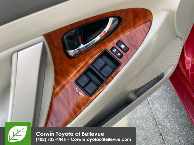 Used 2011 Toyota Camry XLE w/ SE/XLE Extra-Value Pkg image 19