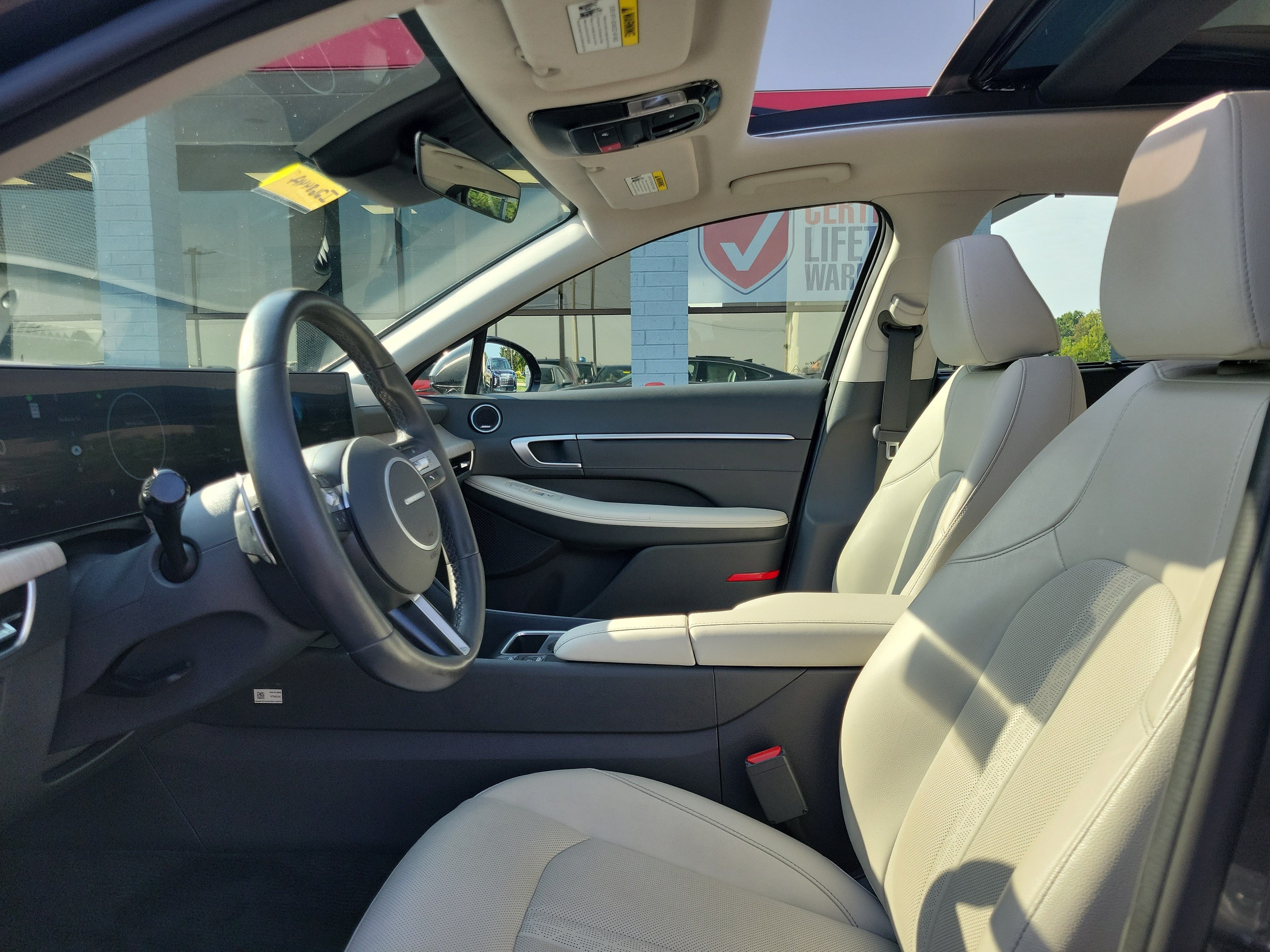 Used 2024 Hyundai Sonata Limited FWD image 15