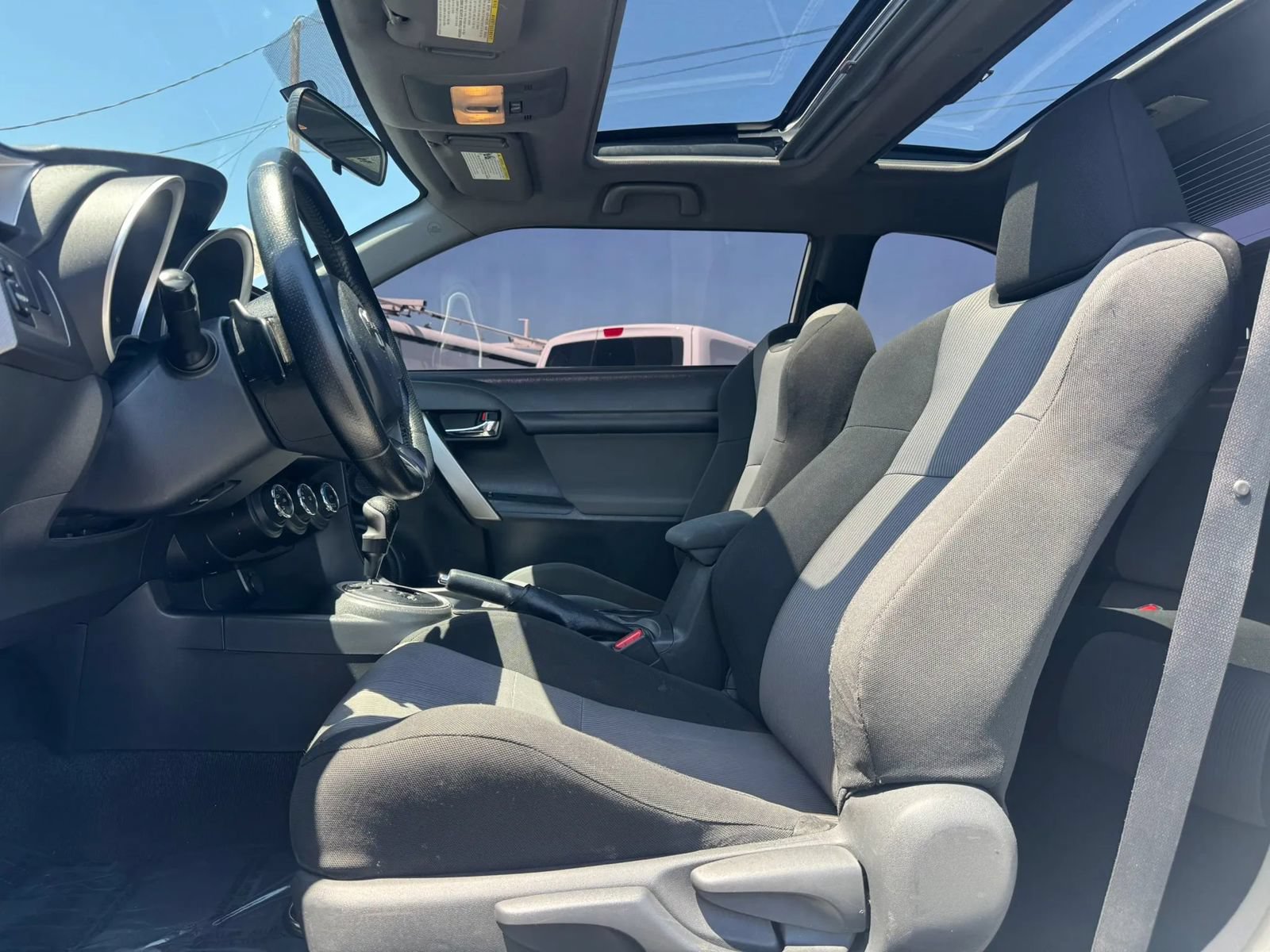 Used 2016 Scion tC FWD image 20