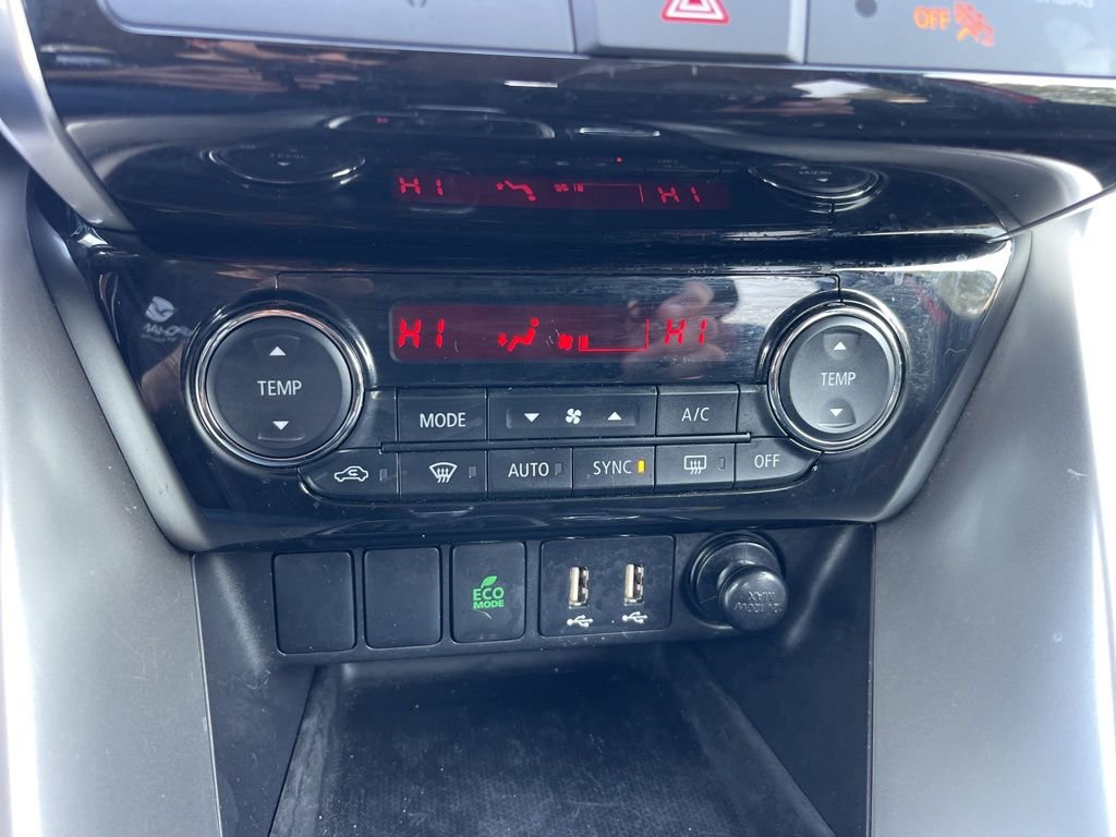 Used 2025 Mitsubishi Eclipse Cross AWD image 12