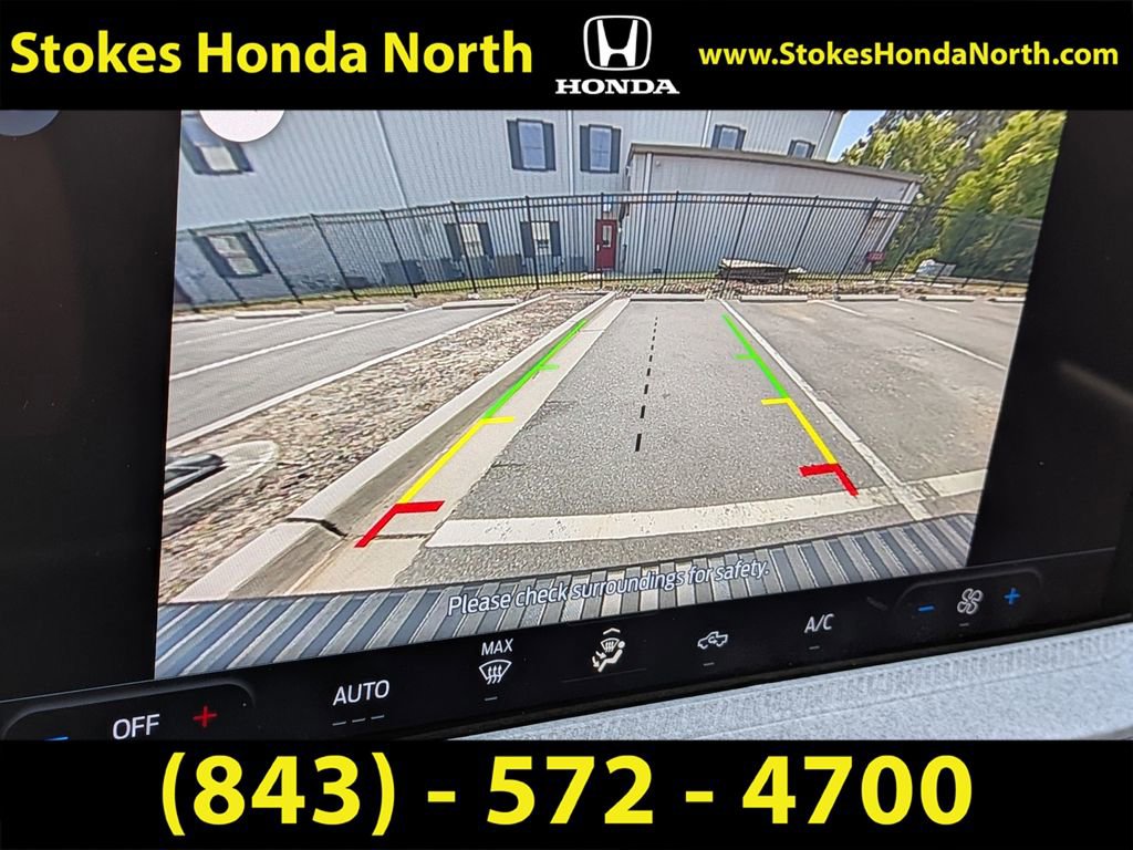 Used 2025 Ford Maverick XLT w/ Equipment Group 302A AWD/4WD image 23