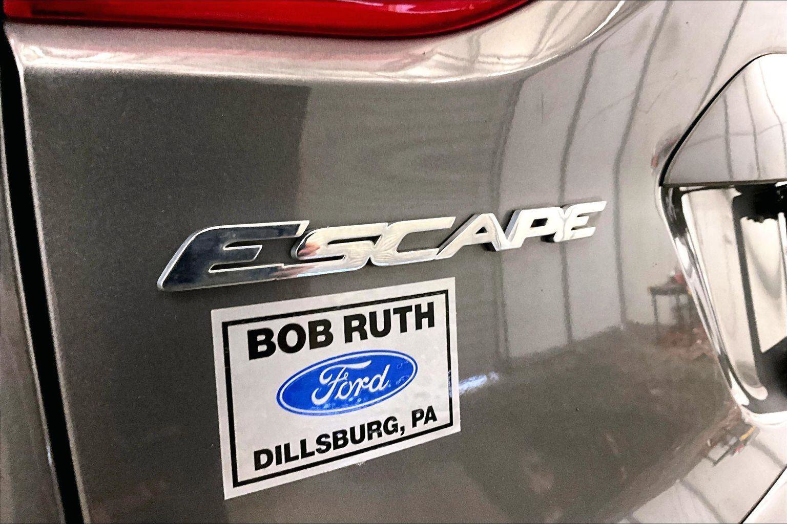 Used 2014 Ford Escape SE image 14