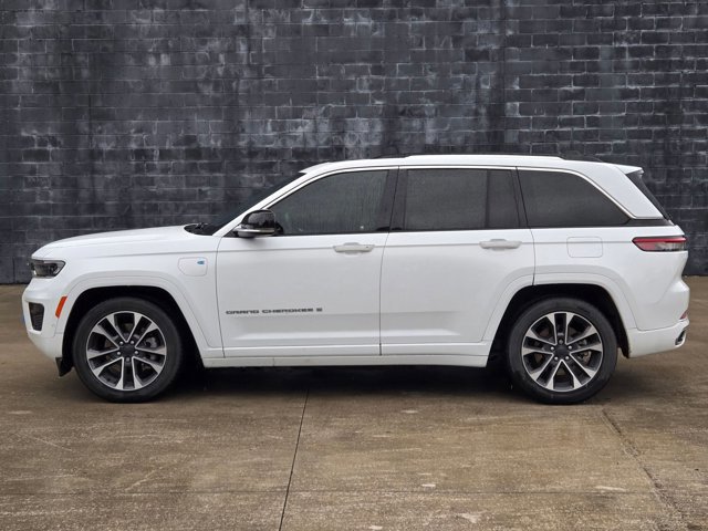 Used 2022 Jeep Grand Cherokee Overland AWD/4WD image 8