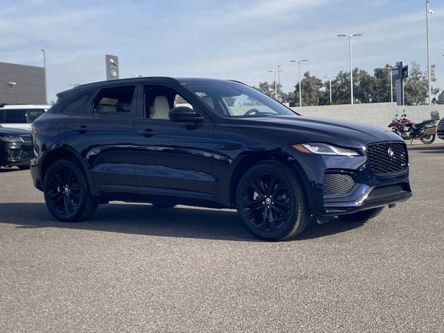 New 2025 Jaguar F-PACE R-Dynamic S AWD/4WD image 4