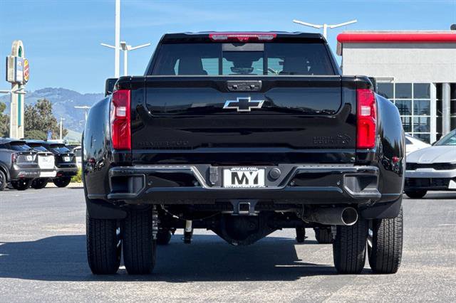 New 2026 Chevrolet Silverado 3500 High Country w/ High Country Premium Package image 5