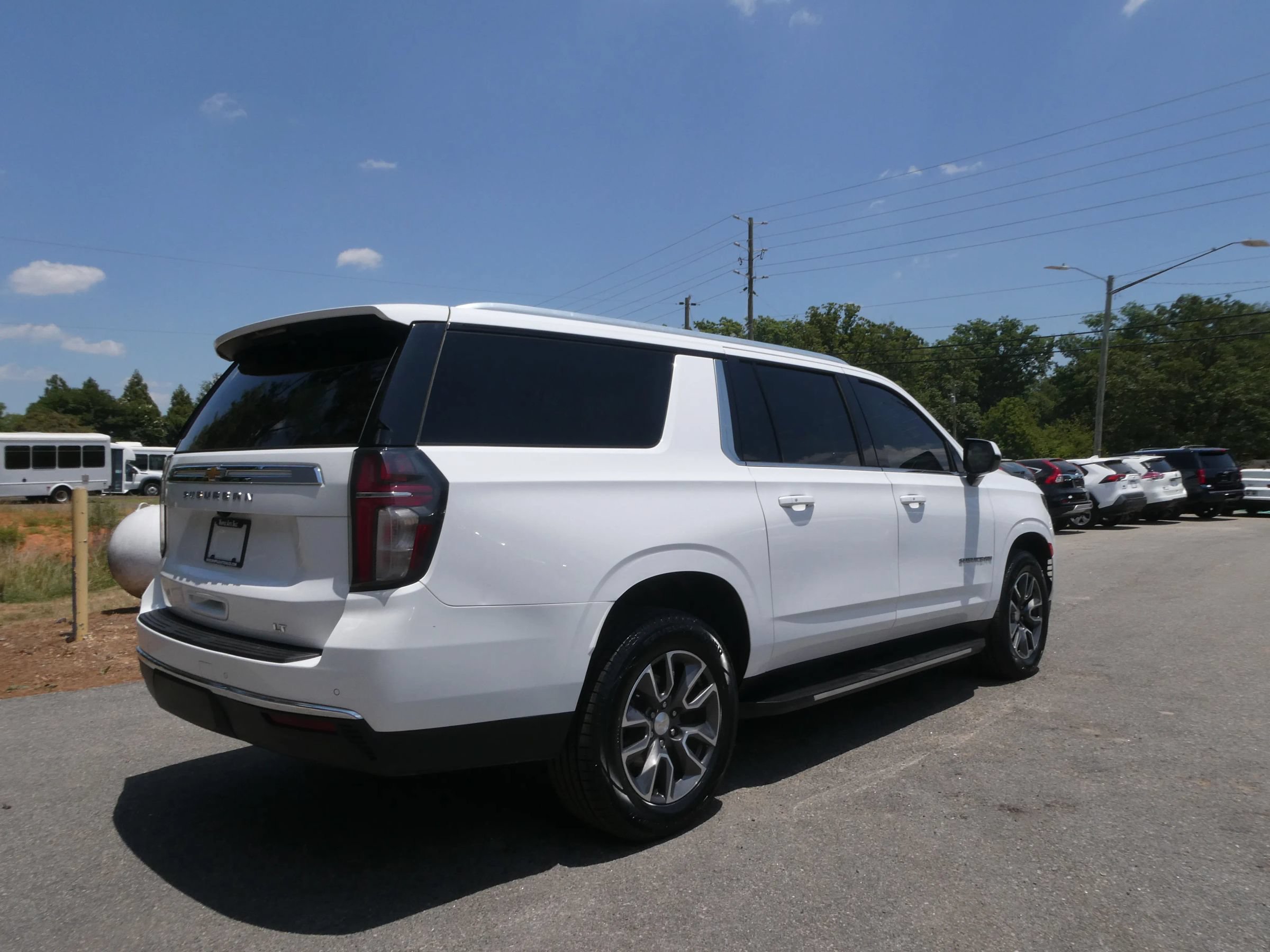 Used 2021 Chevrolet Suburban LT w/ Rear Media and Nav Package AWD/4WD image 5