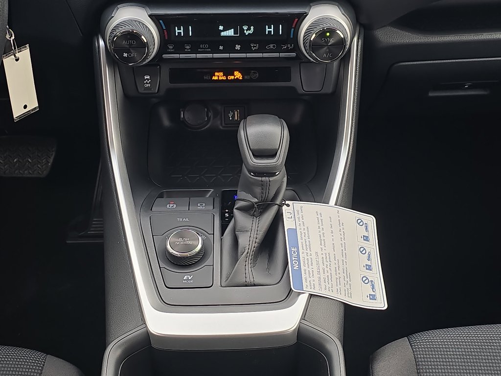New 2025 Toyota RAV4 LE image 23