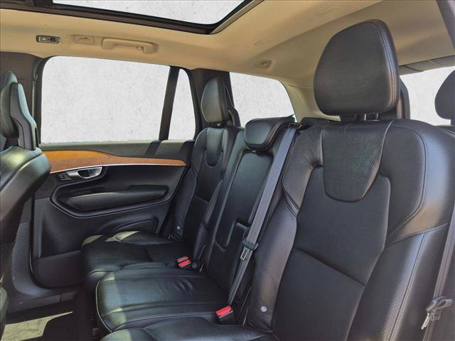 Used 2021 Volvo XC90 T6 Momentum AWD/4WD image 27