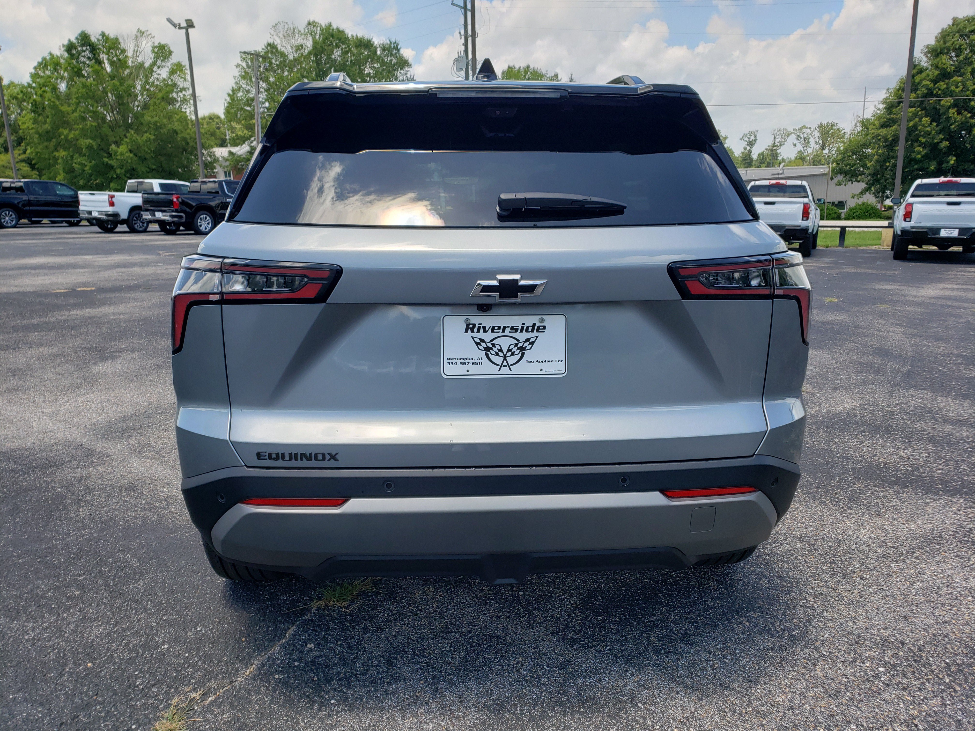 New 2026 Chevrolet Equinox LT w/ Convenience Package II FWD image 8
