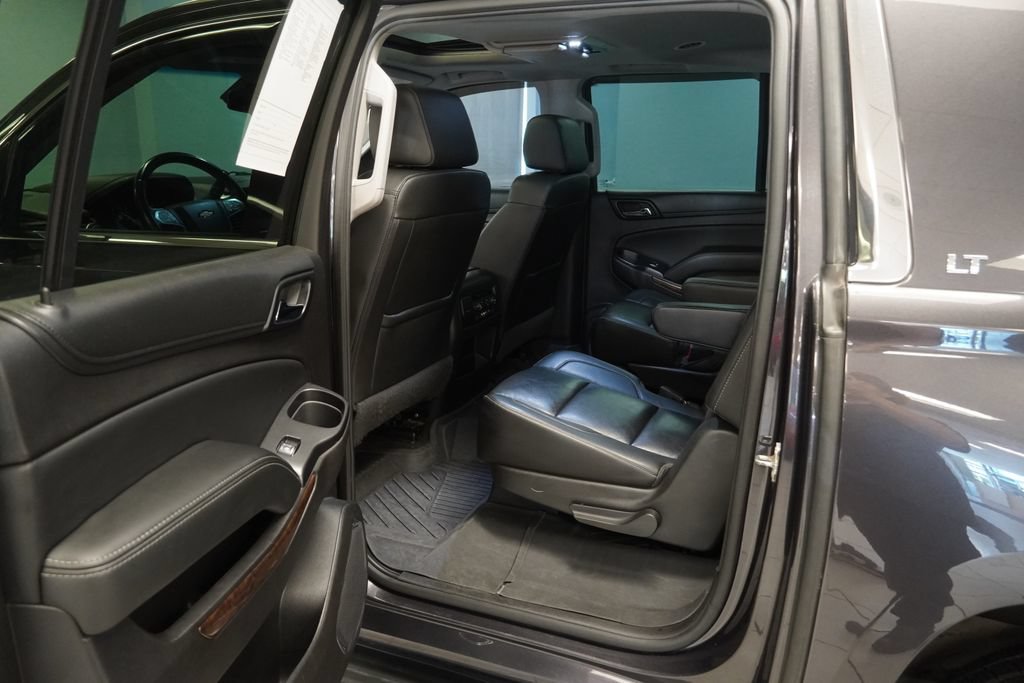 Used 2016 Chevrolet Suburban LT AWD/4WD image 16
