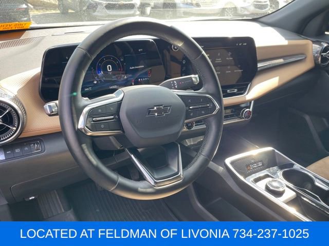 Used 2026 Chevrolet Equinox ACTIV w/ Convenience Package III image 7