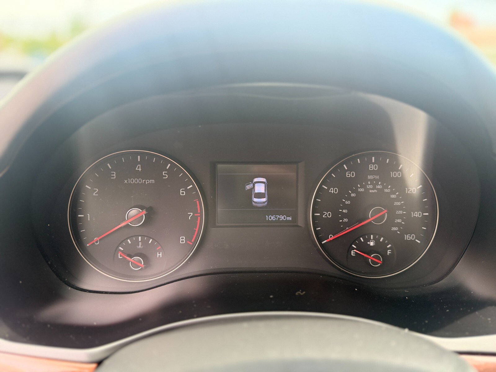 Used 2018 Kia Cadenza Premium FWD image 18