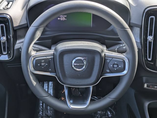 Certified 2023 Volvo XC40 Recharge Plus AWD/4WD image 17