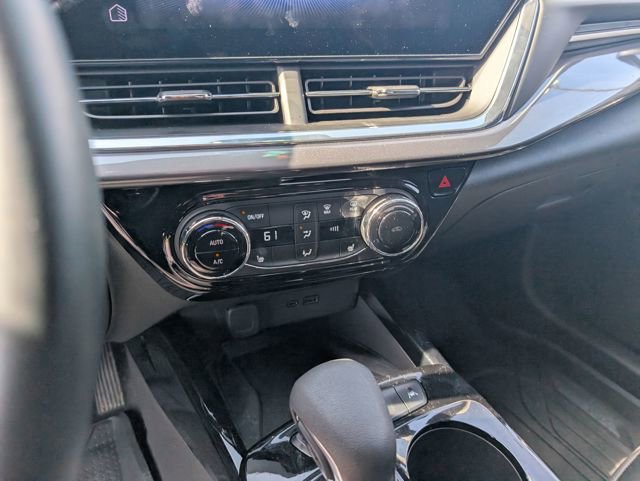 Certified 2024 Chevrolet Trax ACTIV w/ Sunroof Package image 23