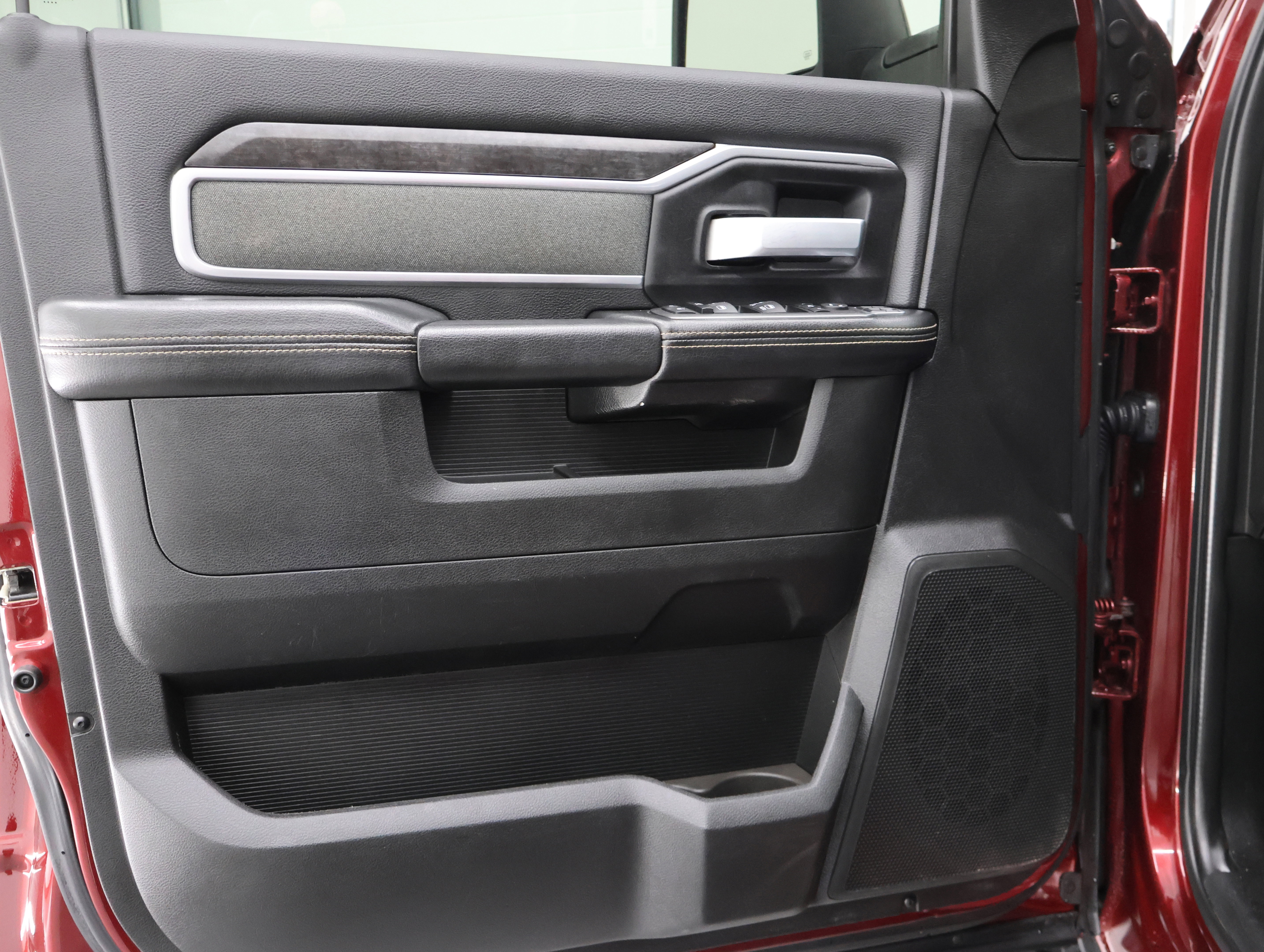 Used 2023 RAM 3500 Big Horn w/ Night Edition AWD/4WD image 37