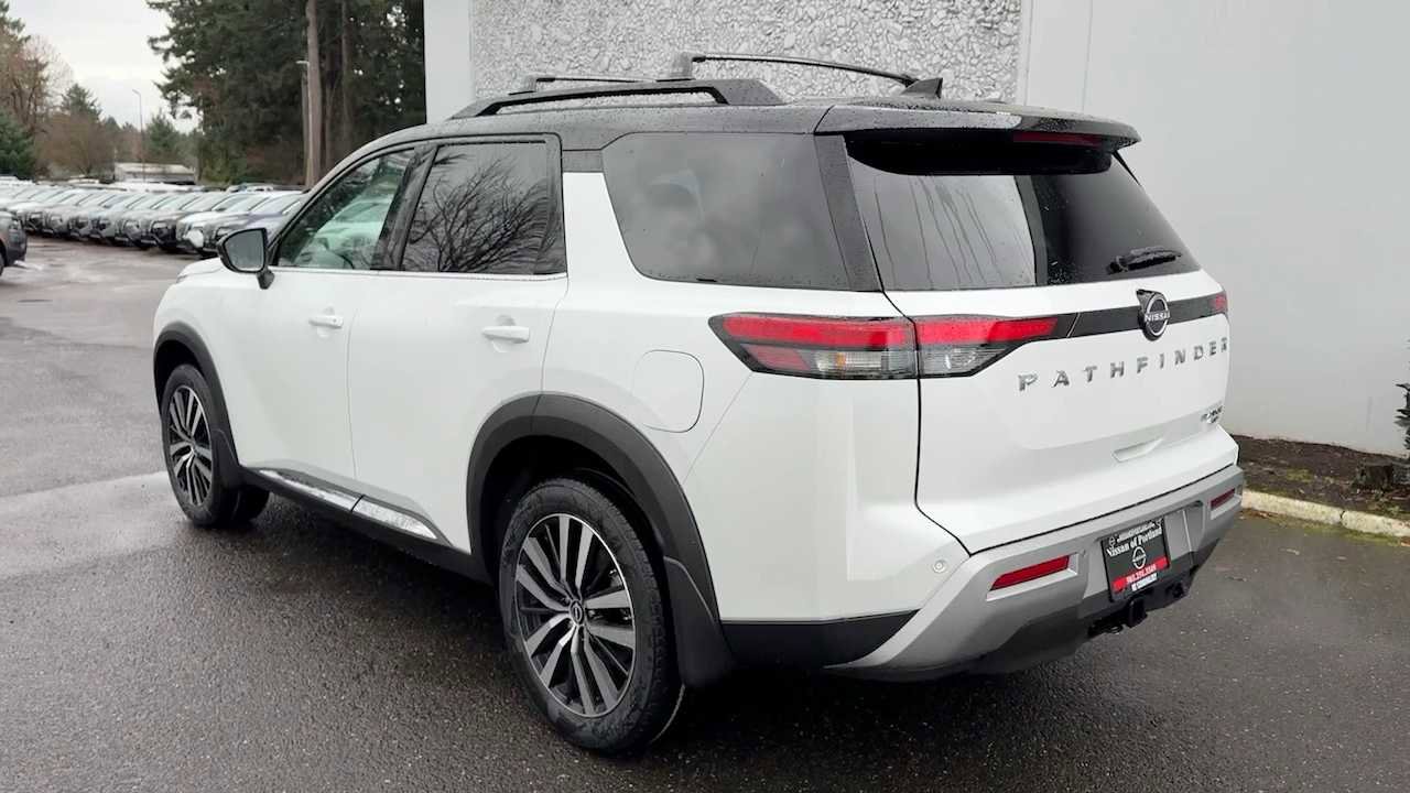 New 2025 Nissan Pathfinder Platinum w/ Cargo Package image 12