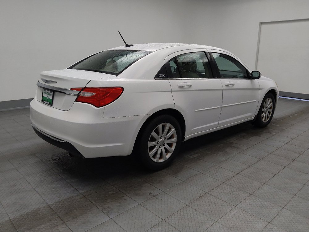 Used 2014 Chrysler 200 Touring FWD image 9