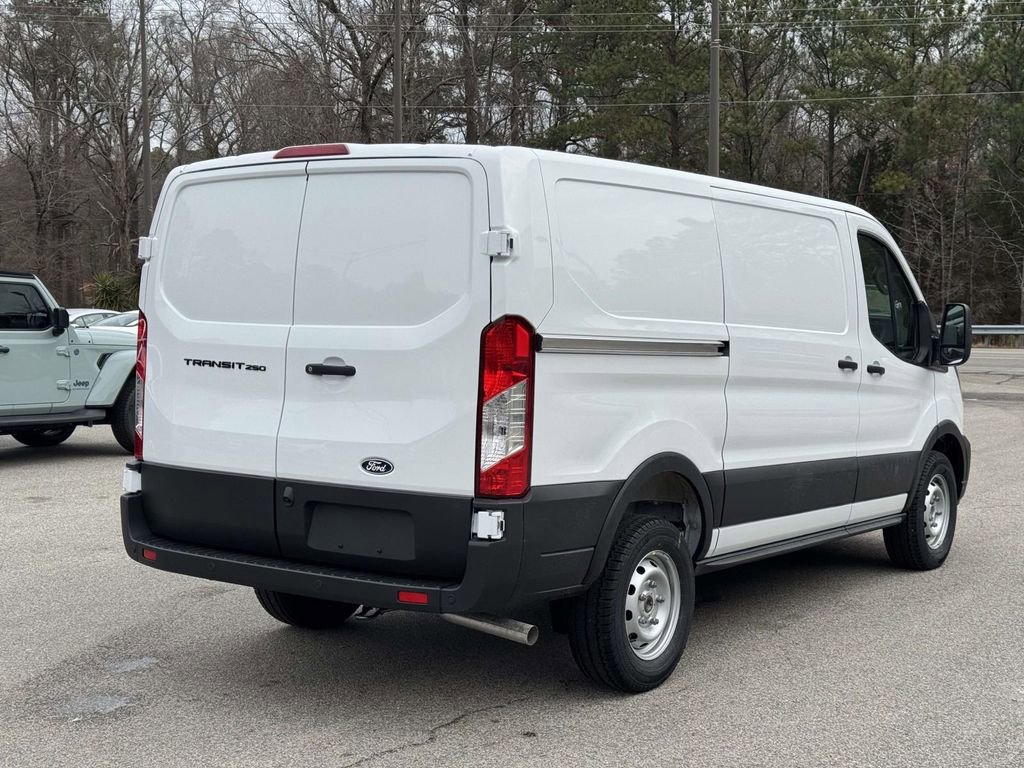 New 2026 Ford Transit 250 Low Roof image 20