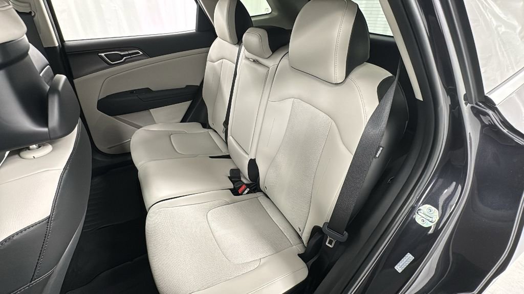 New 2026 Kia Sportage EX image 12