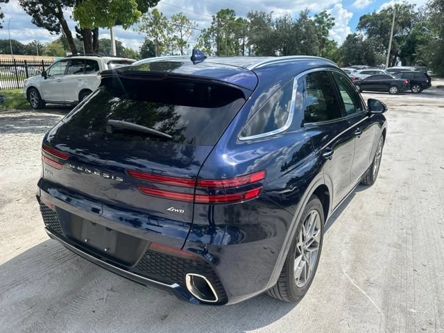 Used 2025 Genesis GV70 2.5T AWD/4WD image 4